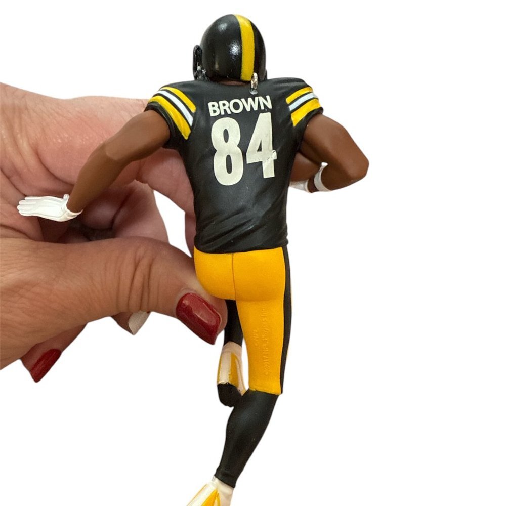 Antonio Brown NFL Pittsburgh Steelers 2017 Hallmark Christmas Ornament Football - Picture 3 of 5